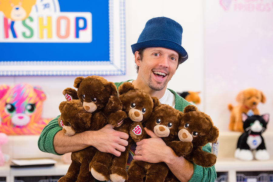 Jason Mraz With Bears